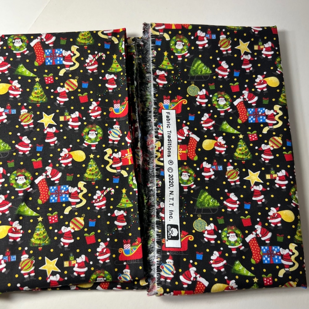 Fabric Traditions Christmas Santa Claus Cotton Fabric 34x44 Black 2020 NTT Inc - Picture 3 of 8